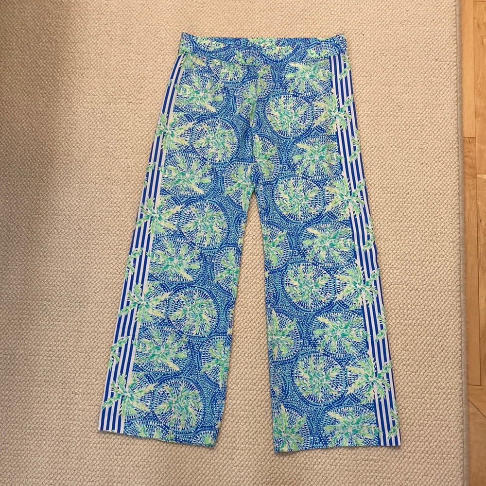 Lily Pulitzer wide band elastic waist band pants.